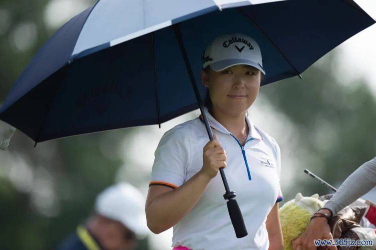 LPGA皇后城锦标赛赫尔战胜提提库夺冠 刘依一T5