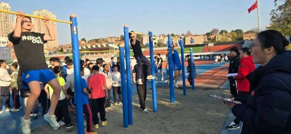 开云登陆入口 以测促训，精准备战！贺龙体校开展冬训第二次大纲测试